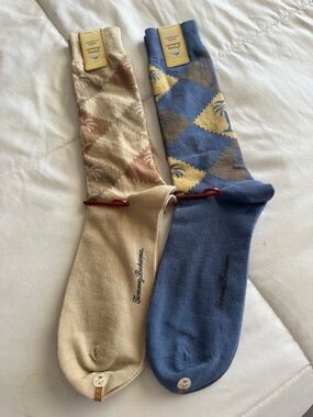 Tommy Bahama Argyle Palm Crew Socks in Blue & Cream